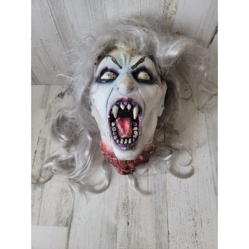 Scary vampire Goblin head AS IS‎ blood prop as is Halloween decor